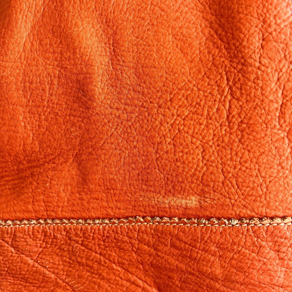 Orange leather crate and barrel bag - Picture 9 of 12